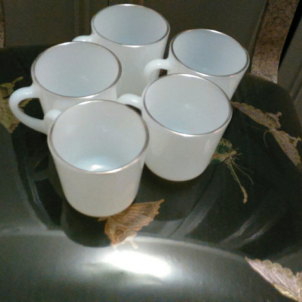 Vintage Antique Set of 5 Anchor Hocking Milk Glass coffee tea drink cups
